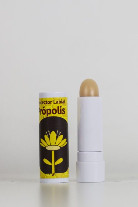 Protector labial con propóleo